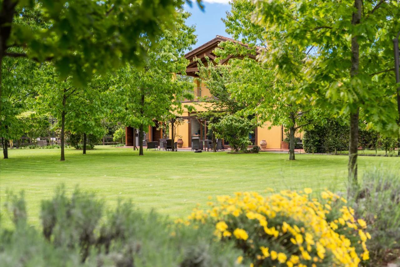 Antico Casale Guest House Sarzana Eksteriør bilde